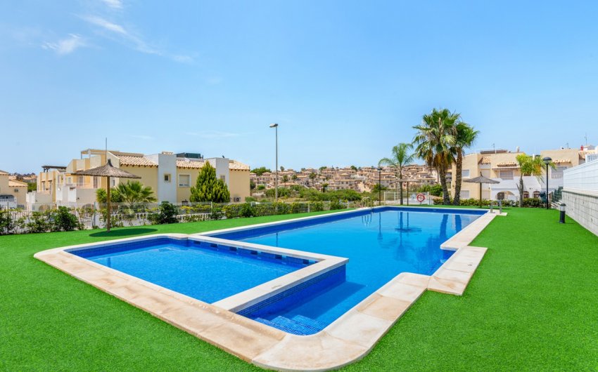 Revente - Apartment -
Villamartin - Costa Blanca