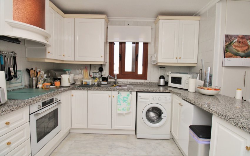 Revente - Apartment -
Villamartín - PAU 8