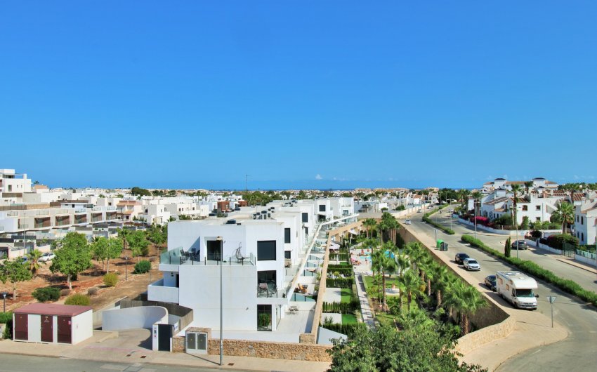 Revente - Apartment -
Villamartín - PAU 8