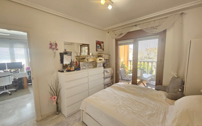 Revente - Apartment -
Villamartín - PAU 8