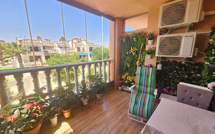 Revente - Apartment -
Villamartín - PAU 8