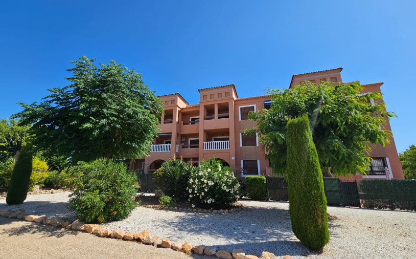 Revente - Apartment -
Villamartín - PAU 8