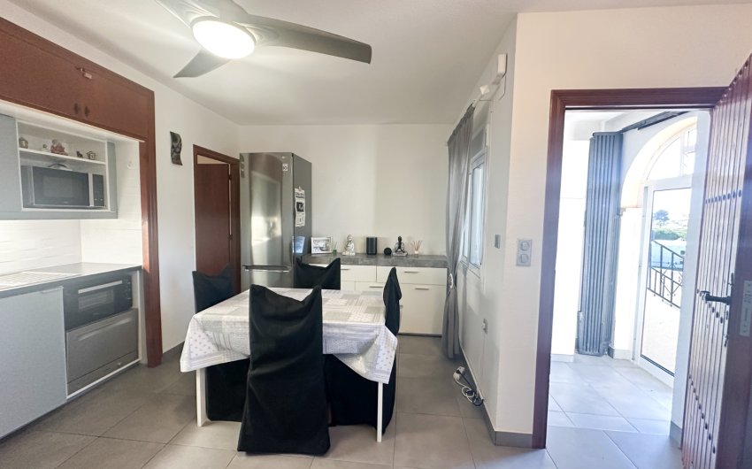 Revente - Apartment -
Villamartín