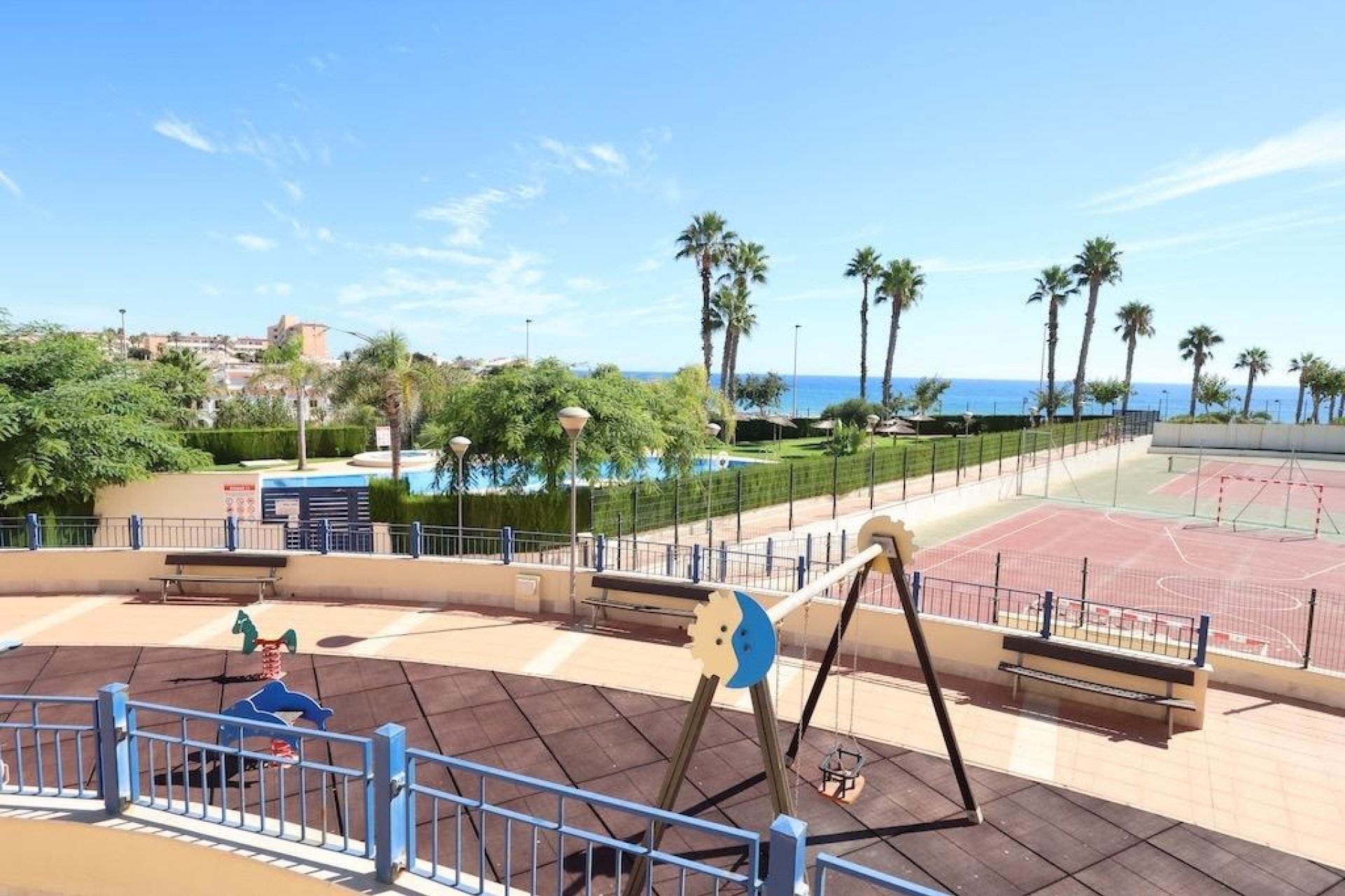 Revente - Attique -
Pilar de la Horadada - Costa Blanca
