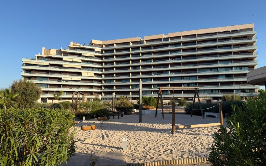 Revente - Attique -
Playa Honda - Costa Calida