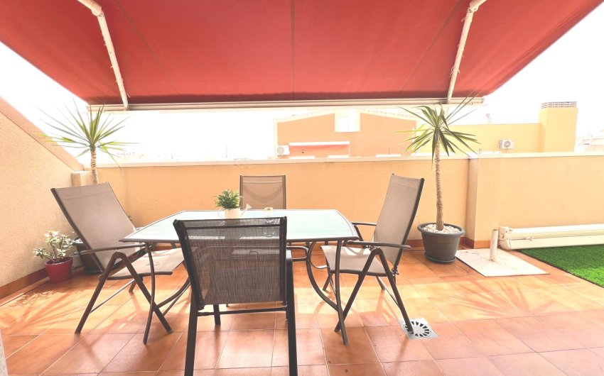 Revente - Attique -
Torrevieja - Centro