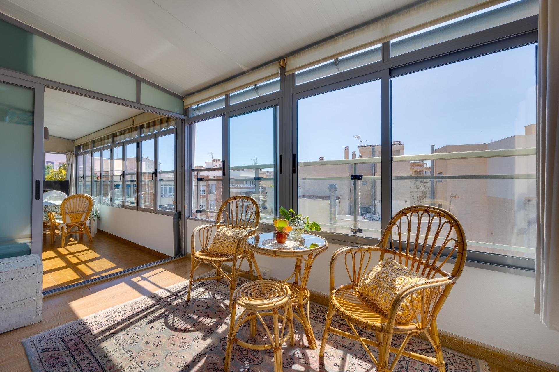 Revente - Attique -
Torrevieja - Centro