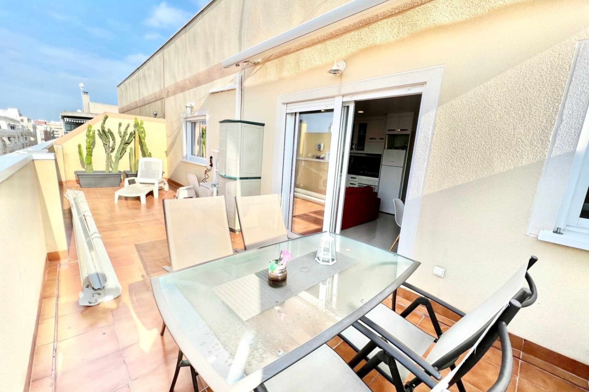 Revente - Attique -
Torrevieja - Centro