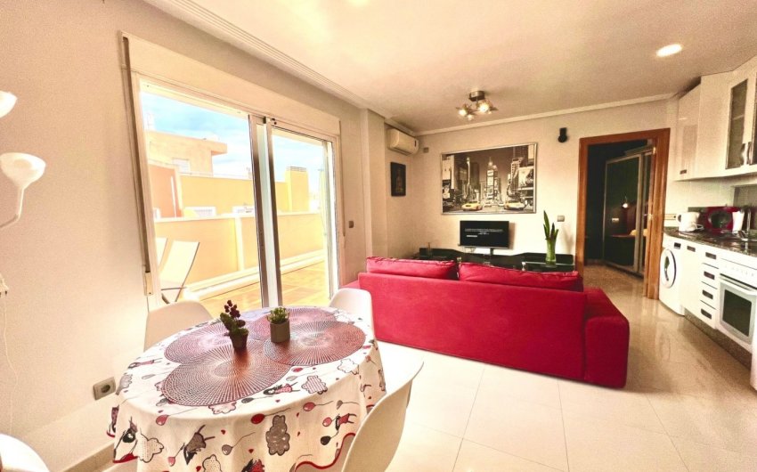 Revente - Attique -
Torrevieja - Centro