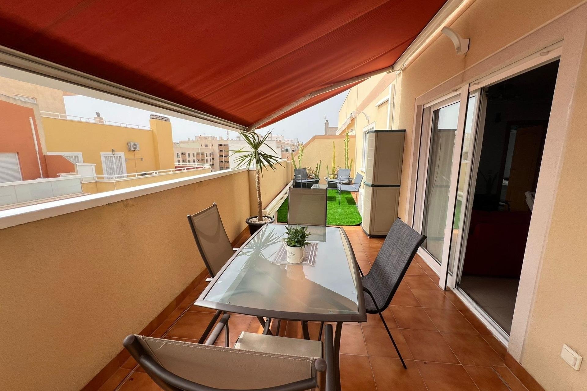 Revente - Attique -
Torrevieja - Centro