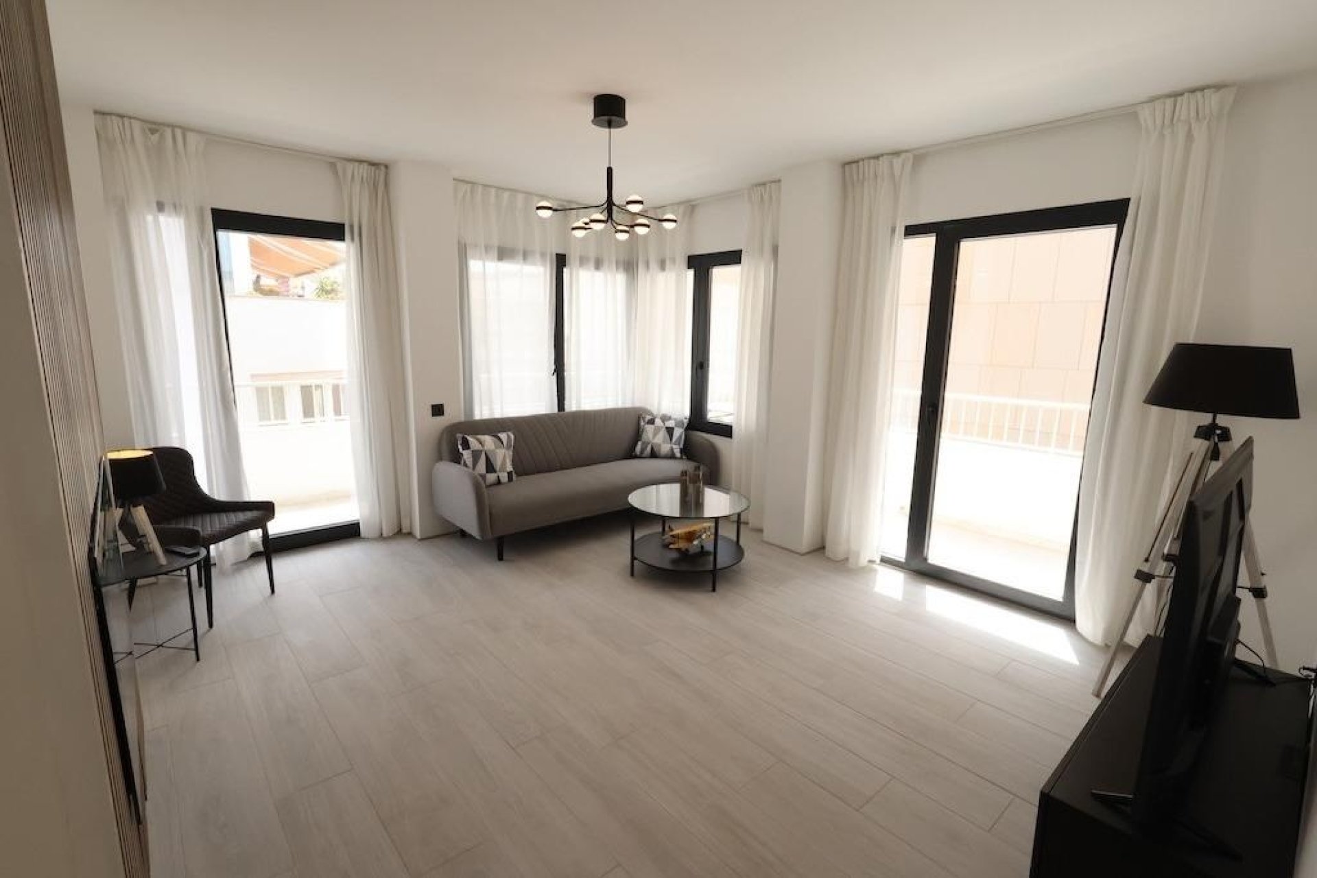 Revente - Attique -
Torrevieja - Costa Blanca