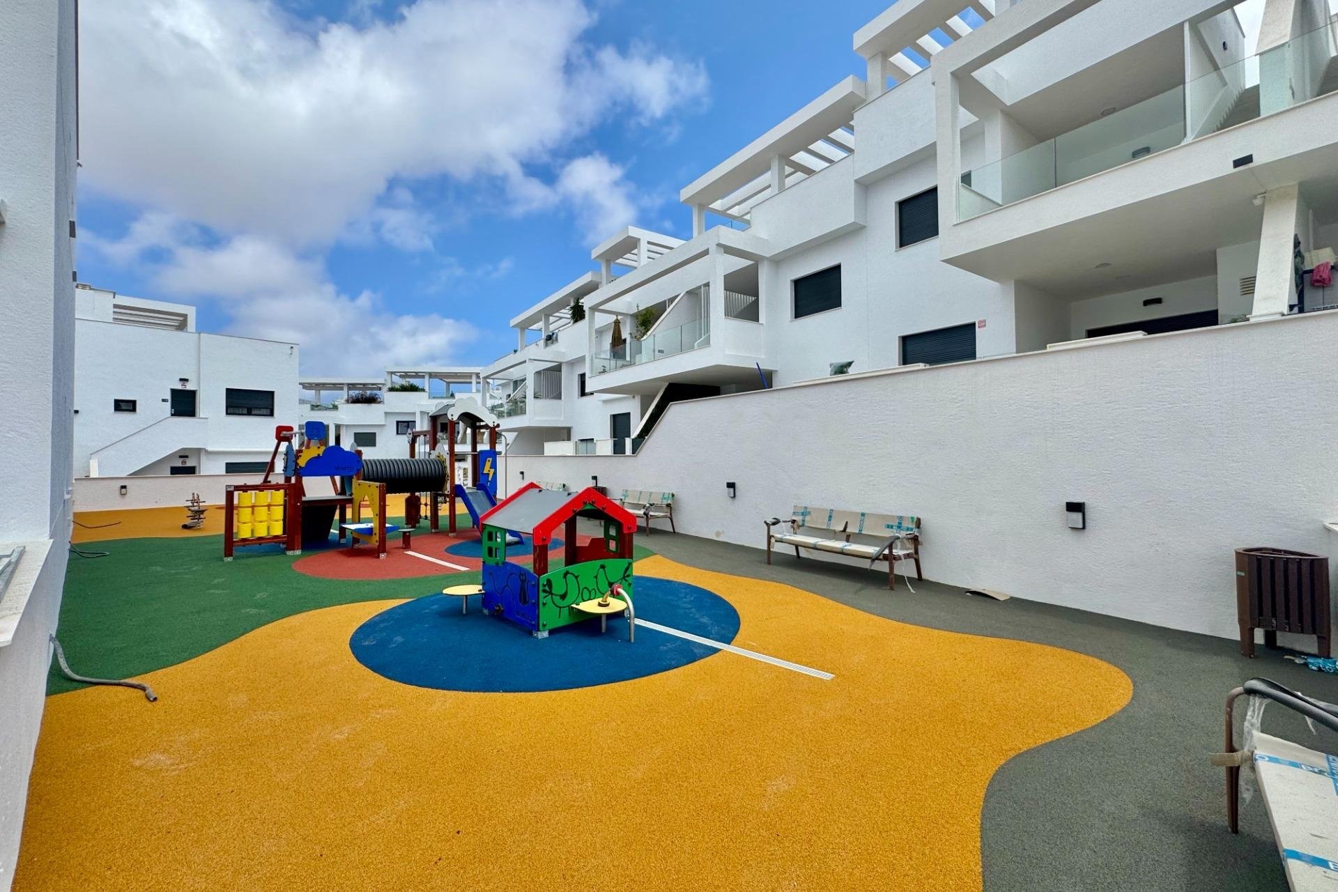 Revente - Attique -
Torrevieja - Costa Blanca