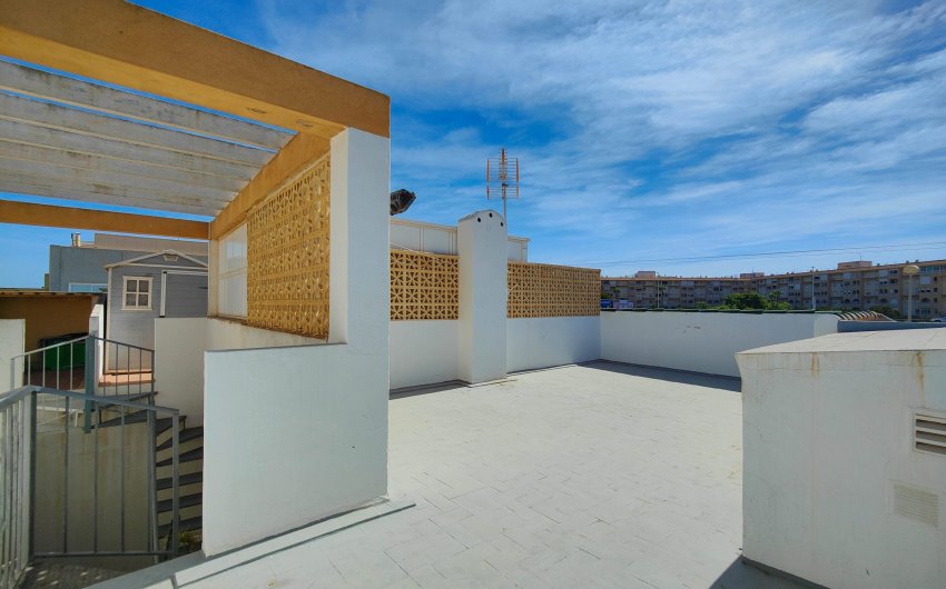 Revente - Attique -
Torrevieja - Costa Blanca