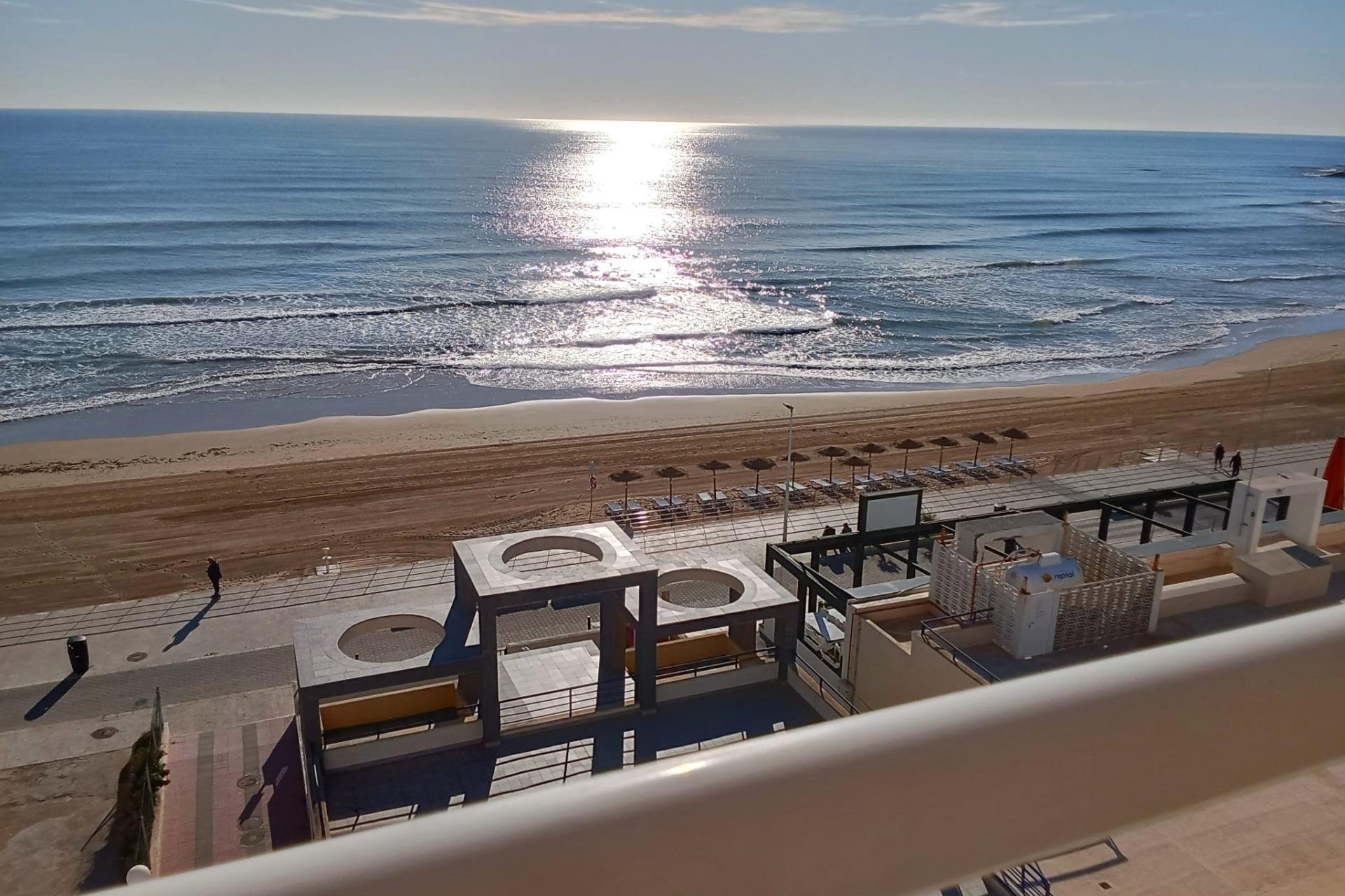 Revente - Attique -
Torrevieja - Playa De La Mata