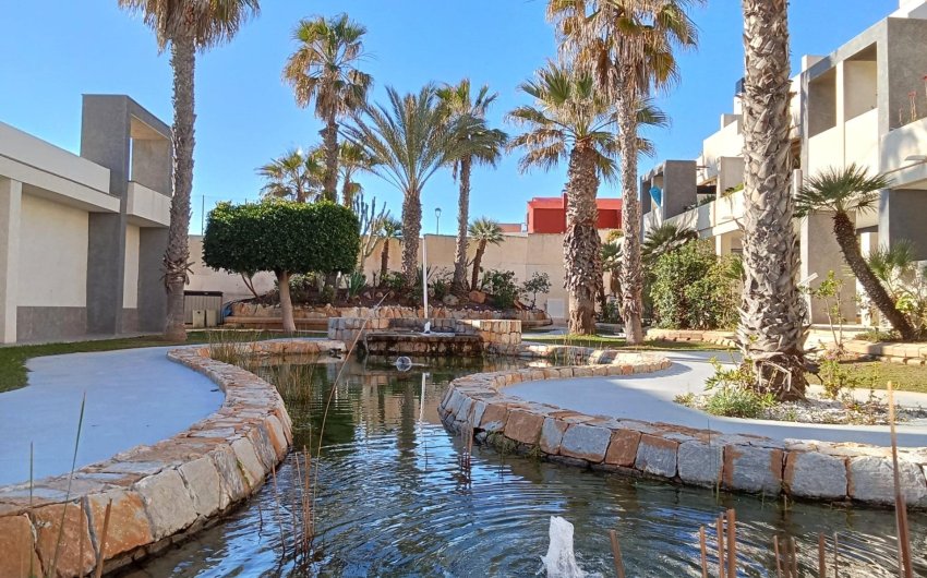 Revente - Attique -
Torrevieja - Playa De La Mata