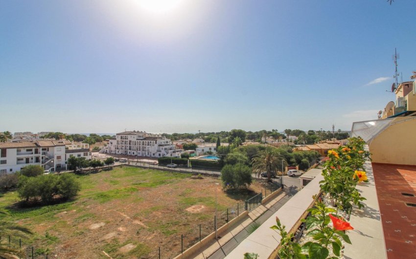 Revente - Attique -
Torrevieja - Punta Prima