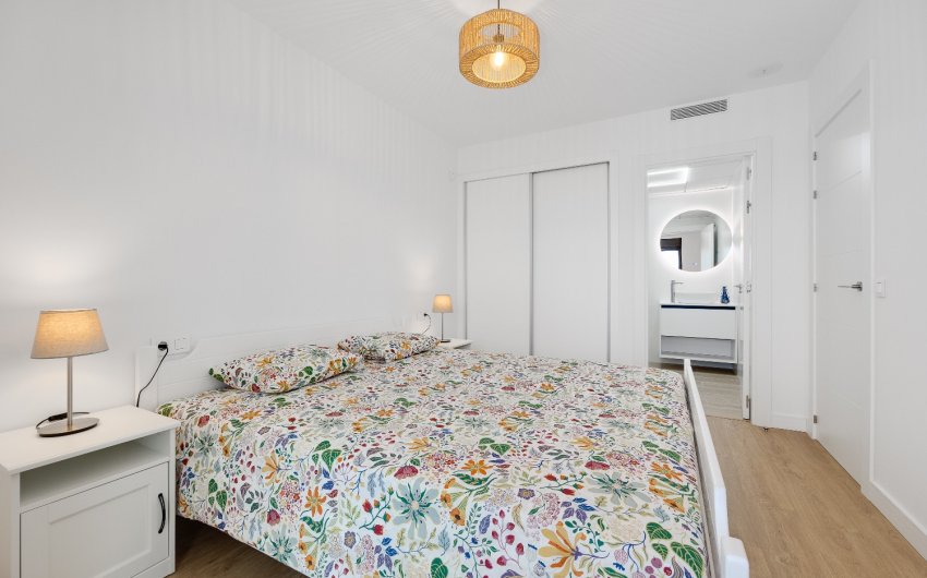 Revente - Attique -
Villamartin - Costa Blanca