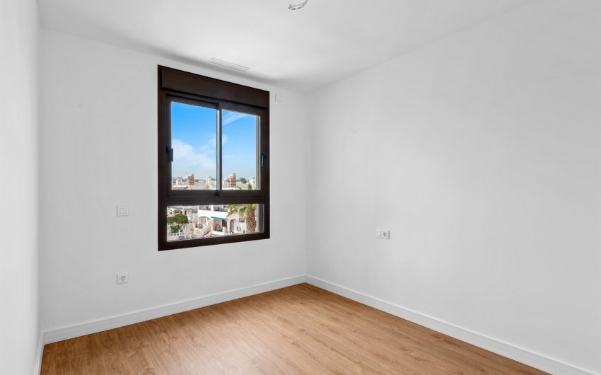 Revente - Attique -
Villamartin - Costa Blanca