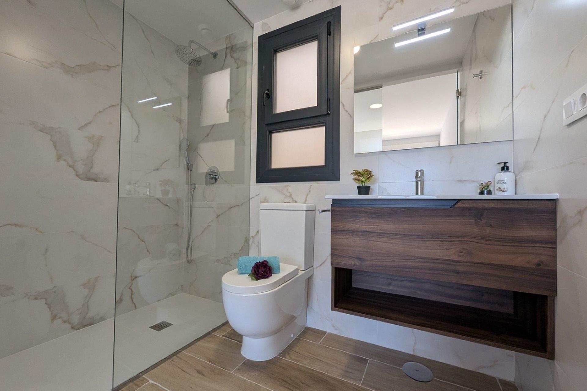 Revente - Attique -
Villamartin - Costa Blanca