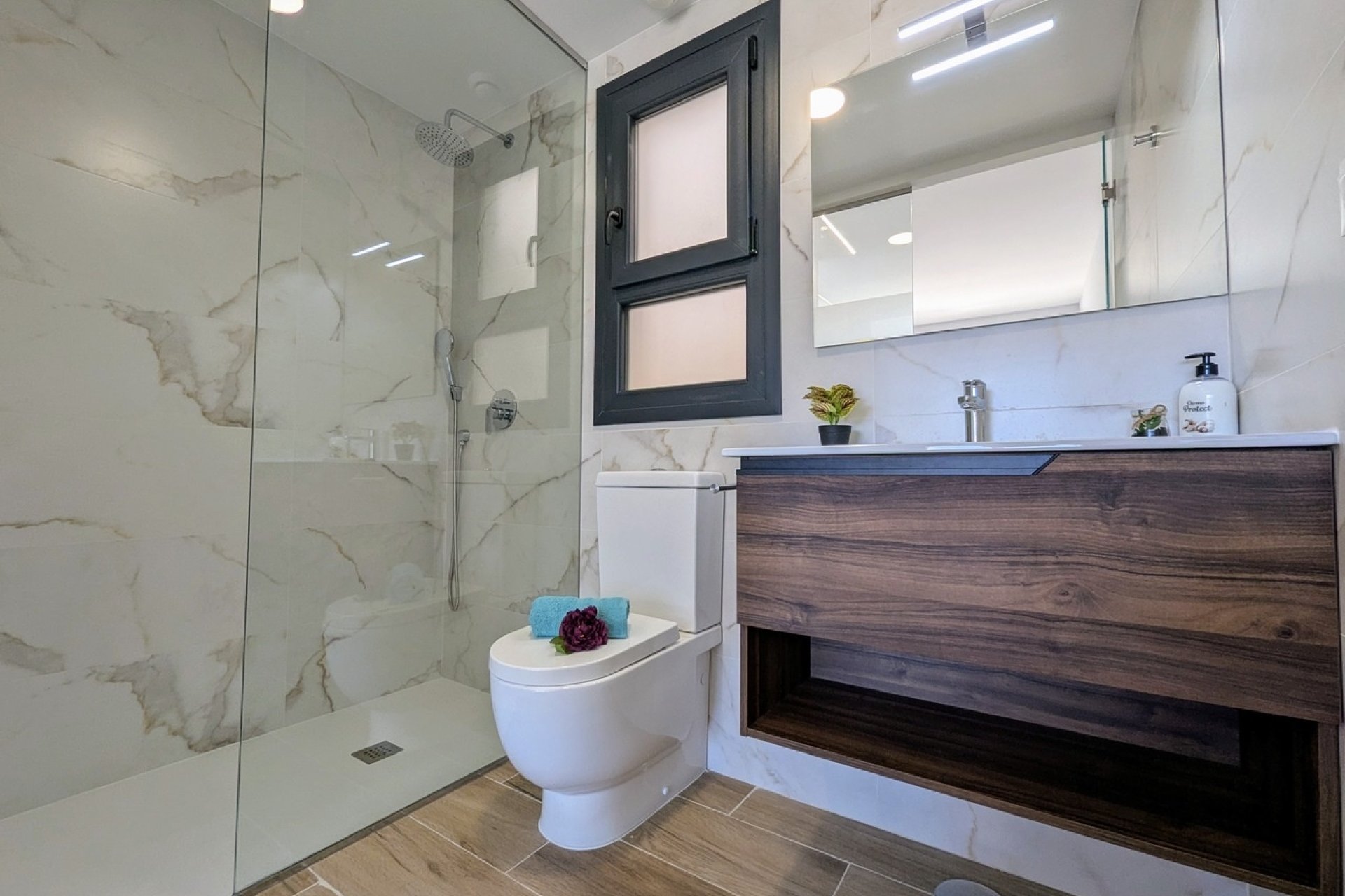 Revente - Attique -
Villamartin - Costa Blanca