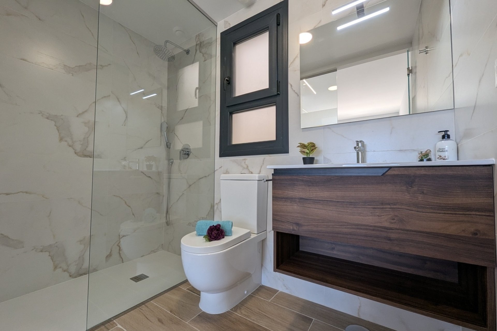 Revente - Attique -
Villamartin - Costa Blanca