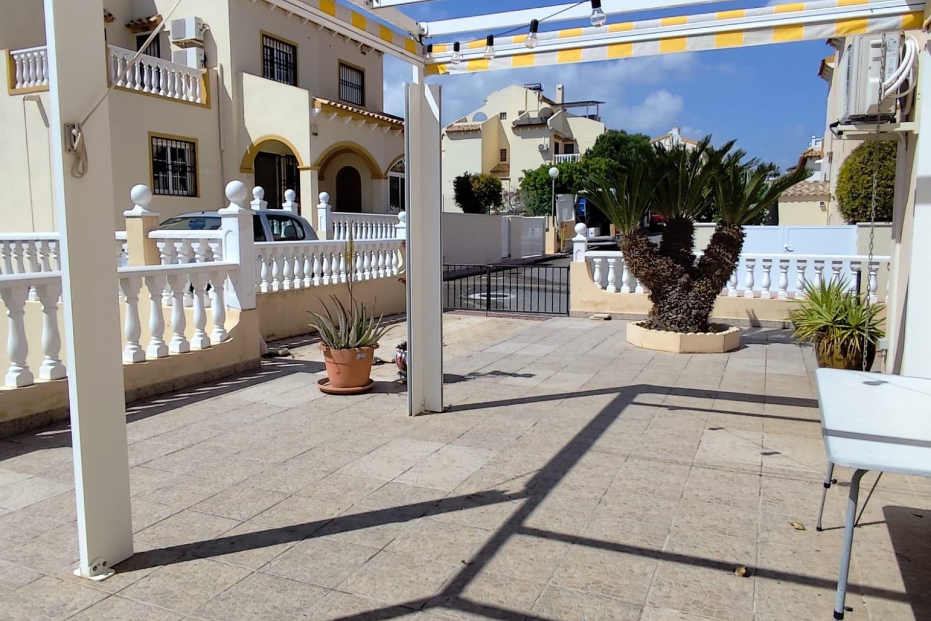 Revente - Bungalow -
Orihuela - Urbanización Perla Del Mar