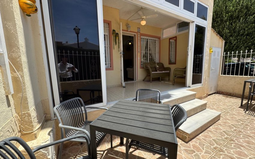 Revente - Bungalow -
Torrevieja - La Siesta - El Salado - Torreta