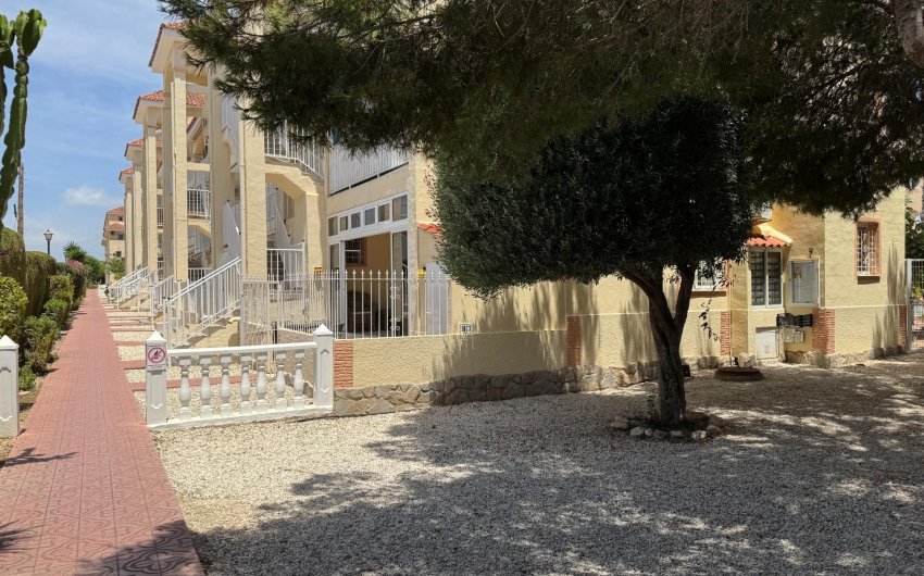 Revente - Bungalow -
Torrevieja - La Siesta - El Salado - Torreta
