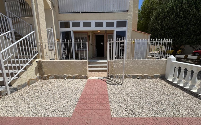 Revente - Bungalow -
Torrevieja - La Siesta - El Salado - Torreta