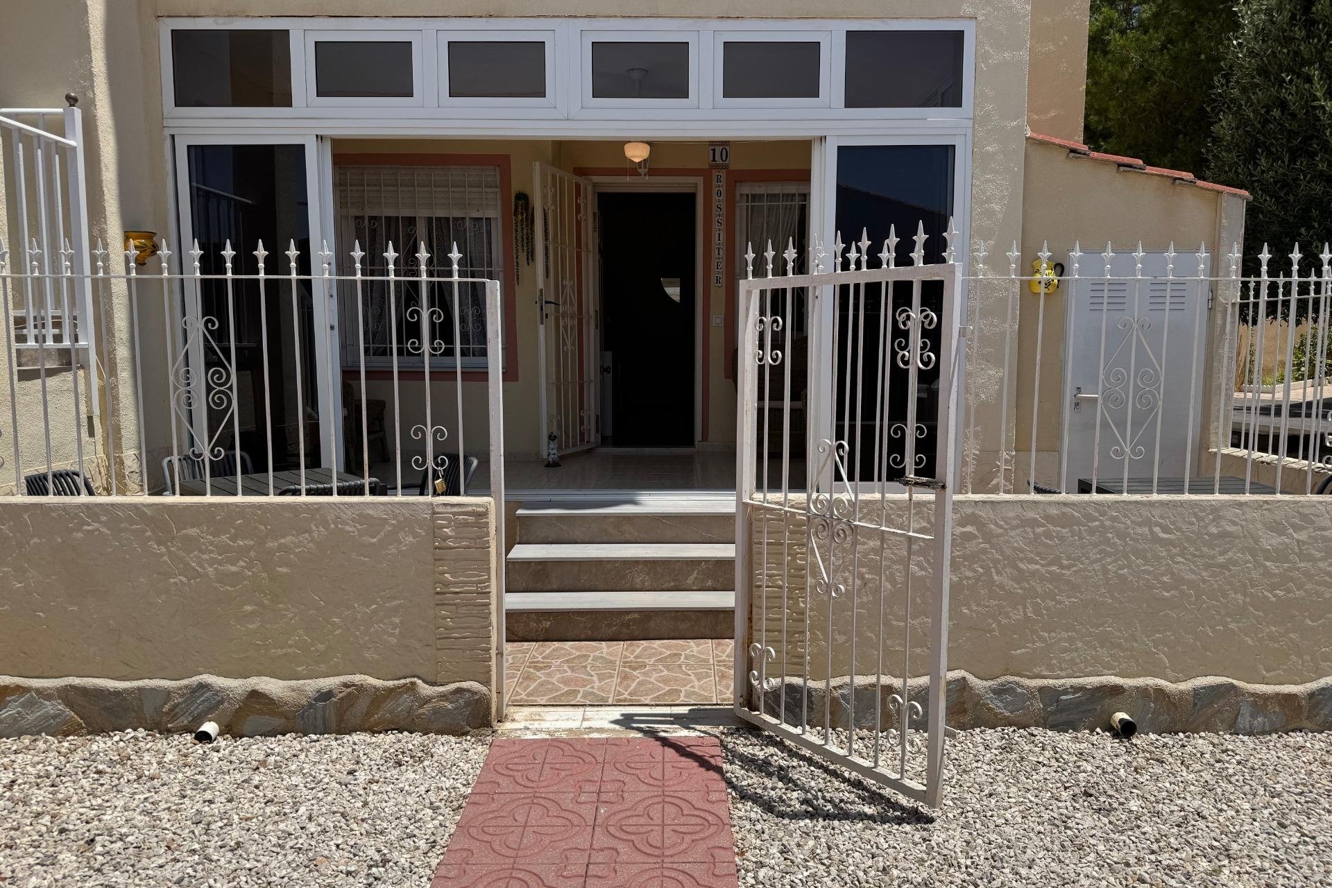 Revente - Bungalow -
Torrevieja - La Siesta - El Salado - Torreta