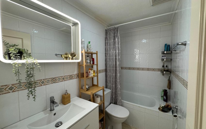 Revente - Bungalow -
Torrevieja - La Siesta - El Salado - Torreta