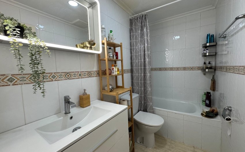 Revente - Bungalow -
Torrevieja - La Siesta - El Salado - Torreta