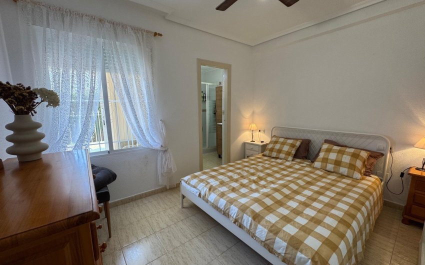 Revente - Bungalow -
Torrevieja - La Siesta - El Salado - Torreta
