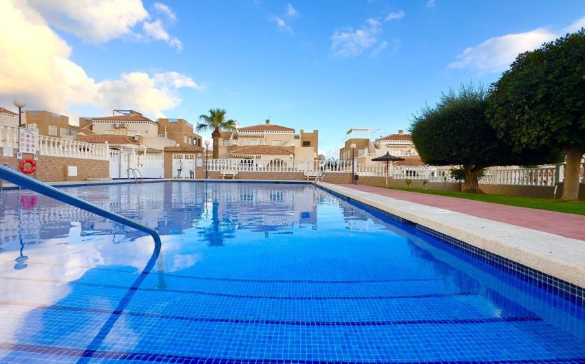 Revente - Bungalow -
Torrevieja - Torreblanca