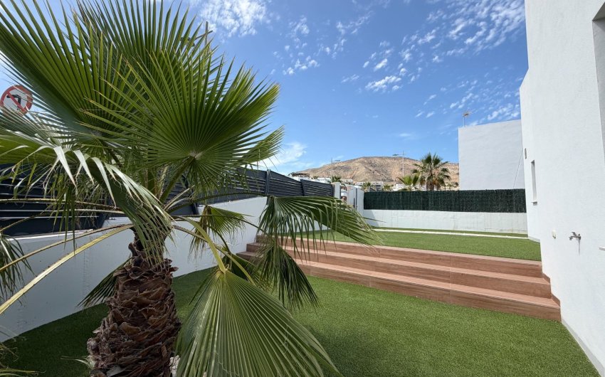 Revente - Casa -
Finestrat - Balcón de Finestrat-Terra Marina
