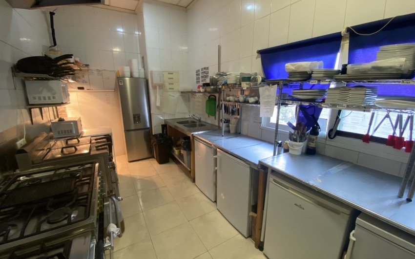 Revente - Commercial -
Algorfa - Inland