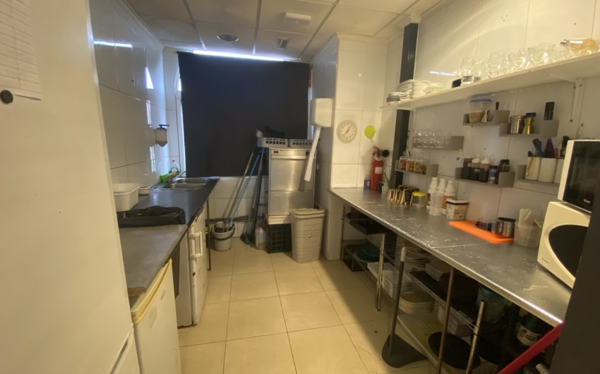 Revente - Commercial -
Algorfa - Inland