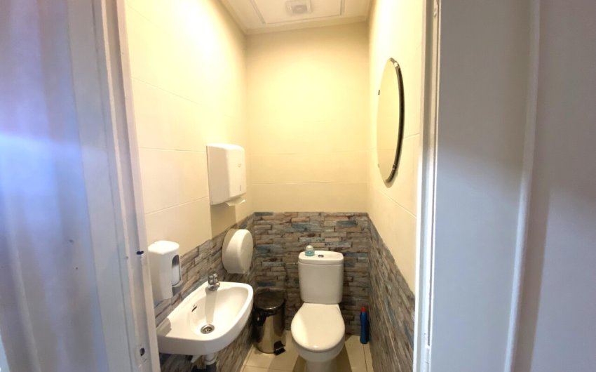 Revente - Commercial -
Algorfa - Inland