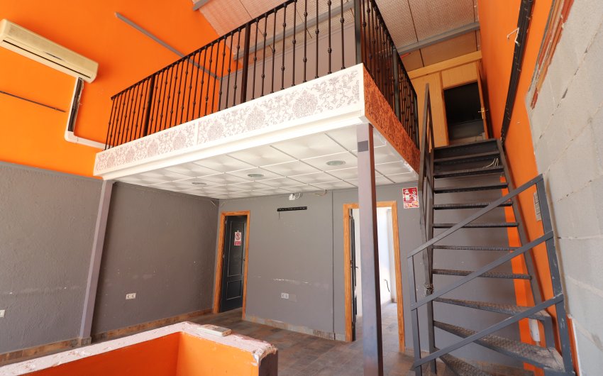 Revente - Commercial -
Algorfa - La Finca Golf Resort