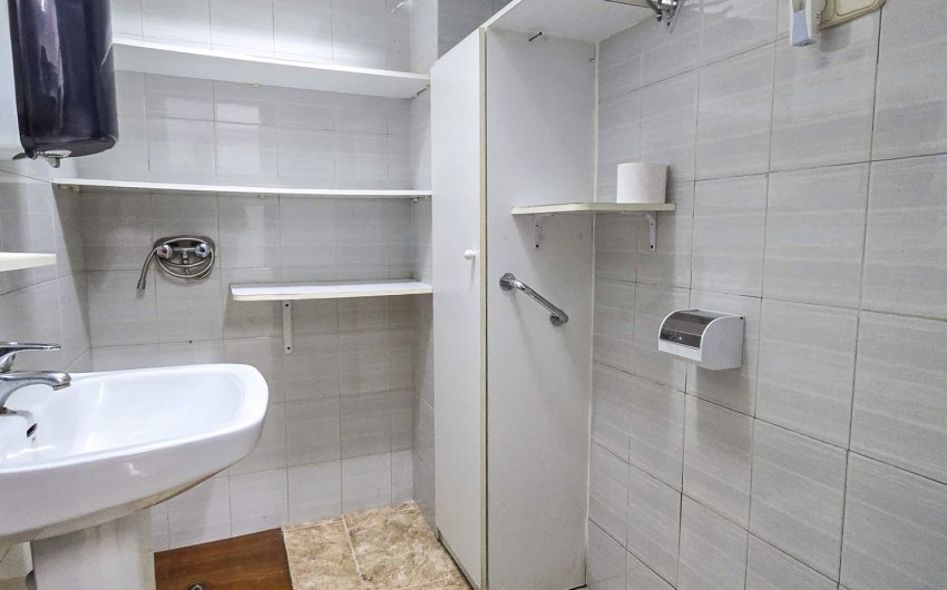 Revente - Commercial -
Guardamar del Segura - Center