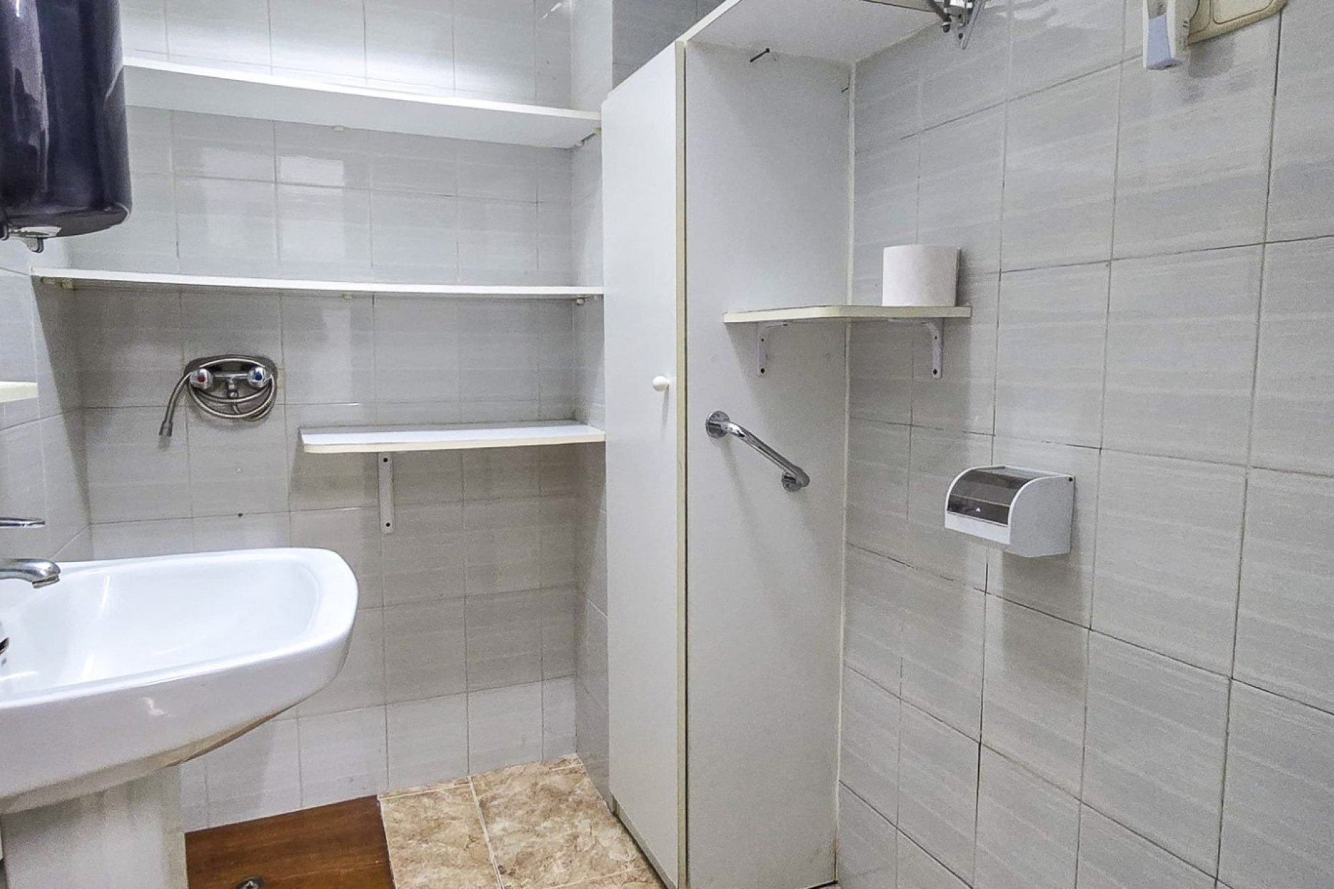 Revente - Commercial -
Guardamar del Segura - Center