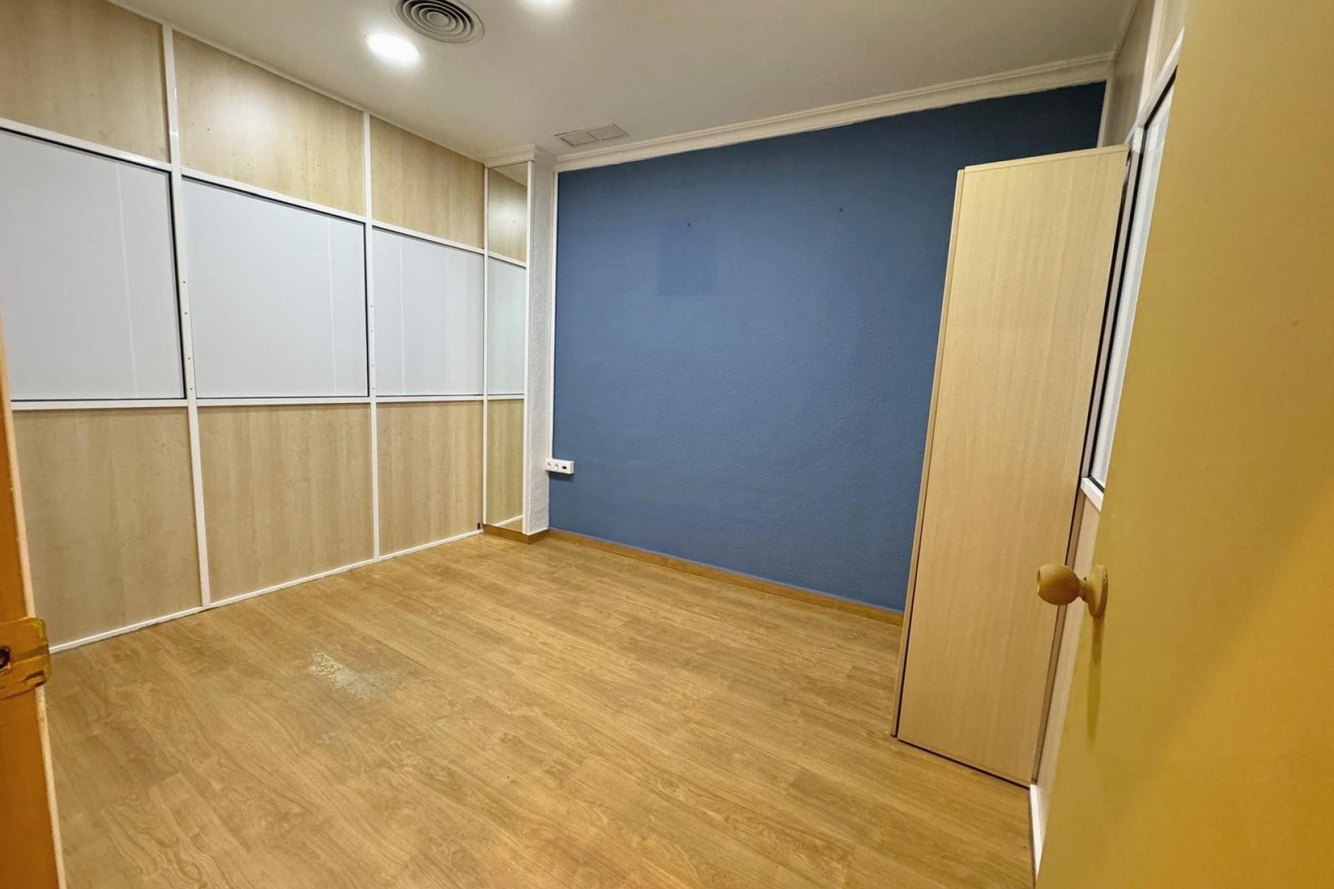 Revente - Commercial -
Guardamar del Segura