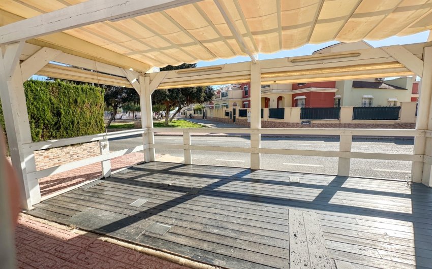 Revente - Commercial -
Torrevieja - Nueva Torrevieja