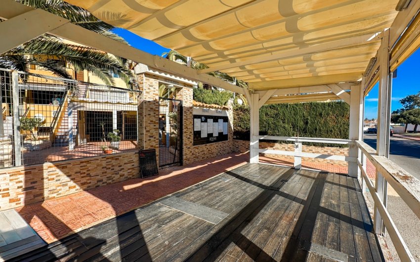 Revente - Commercial -
Torrevieja - Nueva Torrevieja