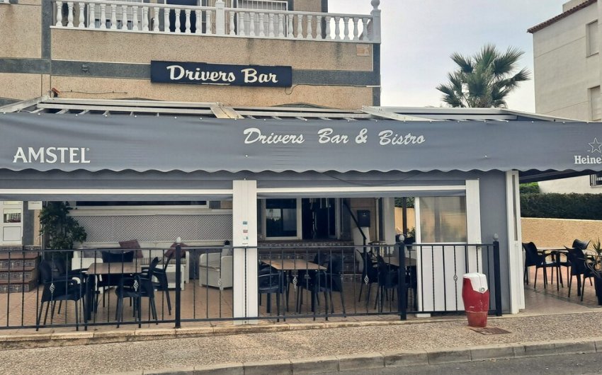 Revente - Commercial -
Villamartin - Orihuela Costa