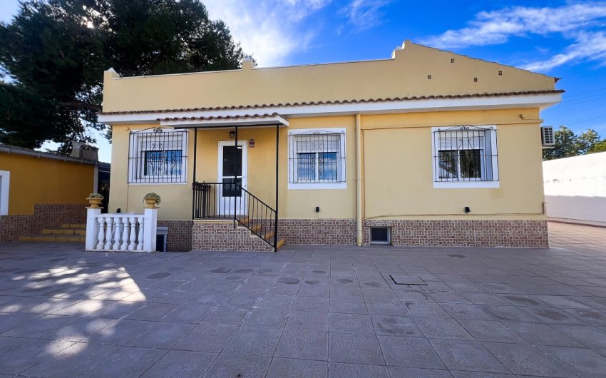 Revente - Country House -
Alicante - Moralet - Cañada del Fenollar