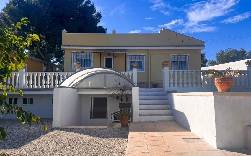 Revente - Country House -
Alicante - Moralet - Cañada del Fenollar