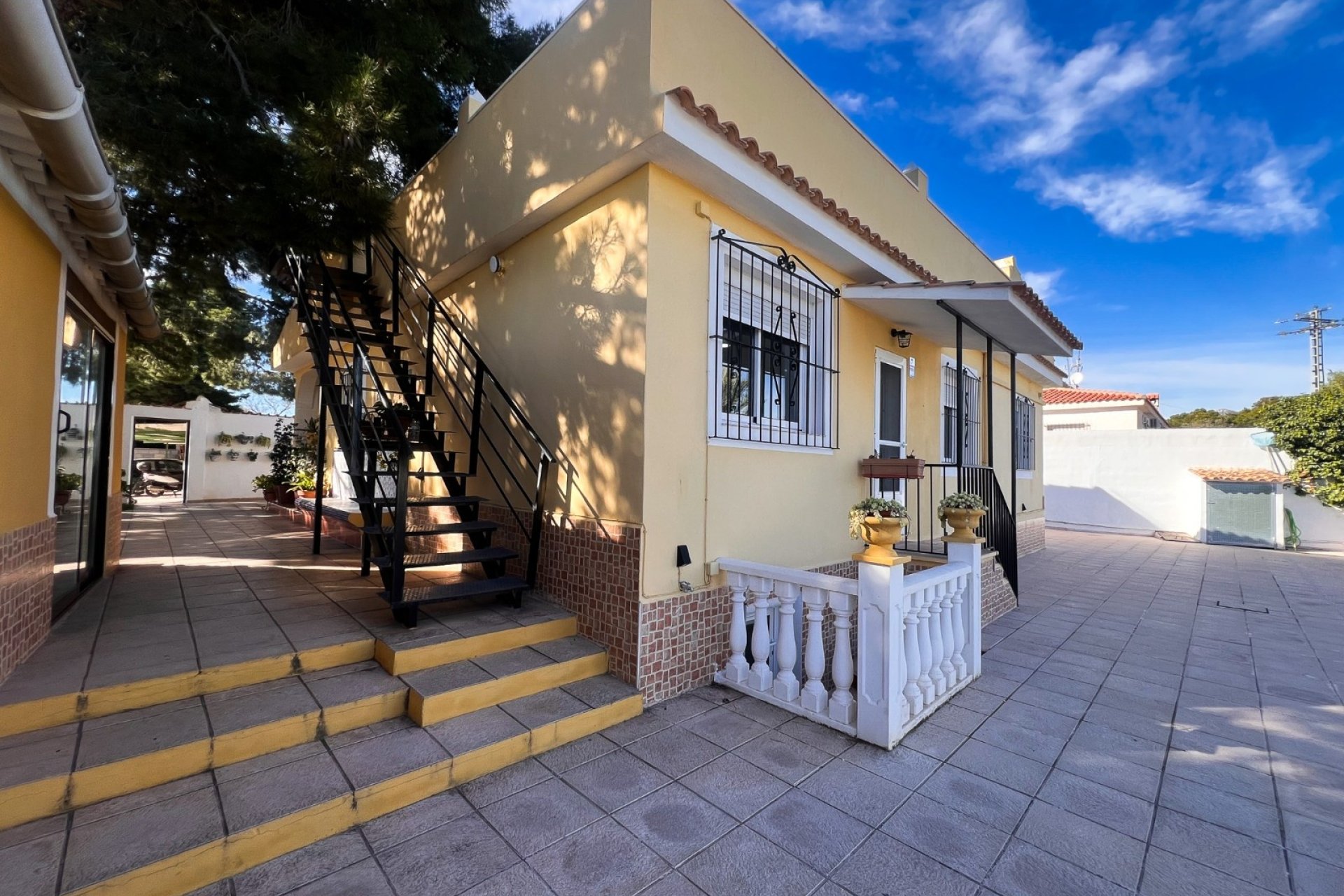Revente - Country House -
Alicante - Moralet - Cañada del Fenollar