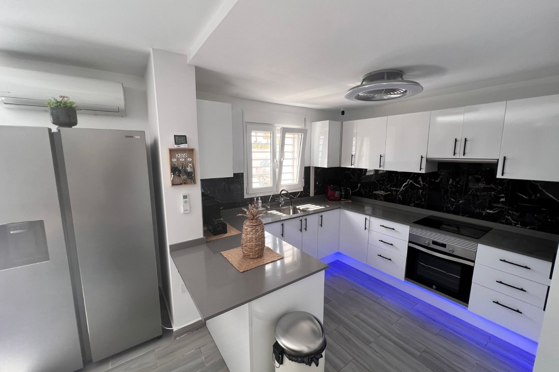 Revente - Country House -
Elche - La Marina