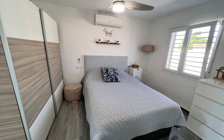 Revente - Country House -
Elche - La Marina